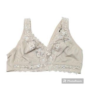 * Breezes medium leasure sports bra sleep bra tan comfort fit